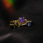 Load image into Gallery viewer, Green Pear Pyramid Solitaire
