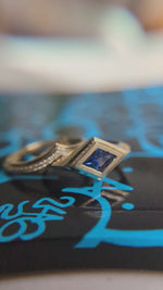 Load and play video in Gallery viewer, Empress Ring
